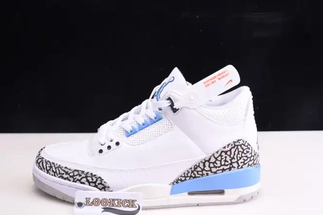 Air CT8532-104 3 UNC Jordan 0524